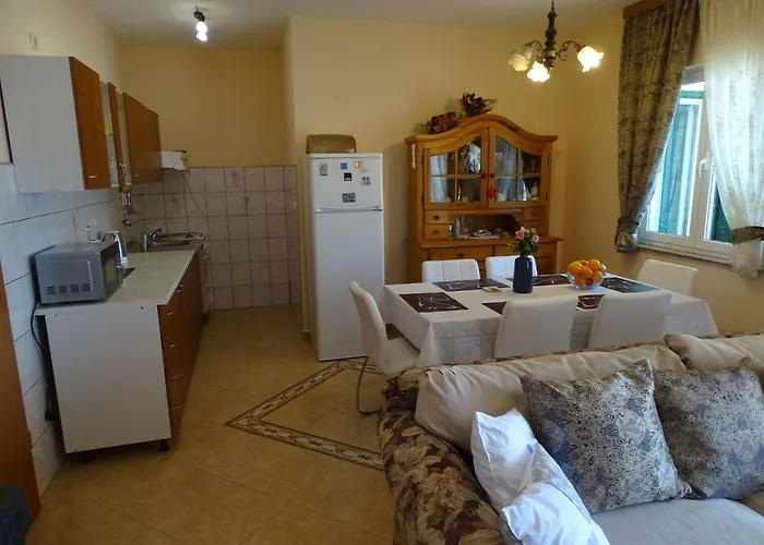 Lemi Mit Meerblick By Interhome Апартаменты Ражанац